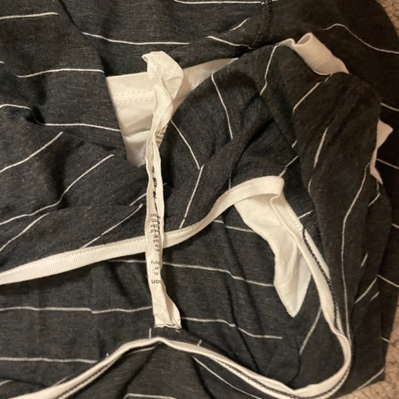 Lululemon shirt - Picture 4 of 4